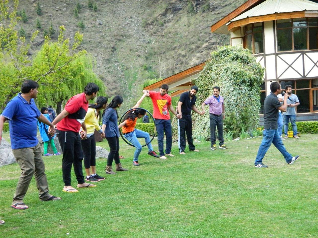 Solang Valley Resort Manāli エクステリア 写真